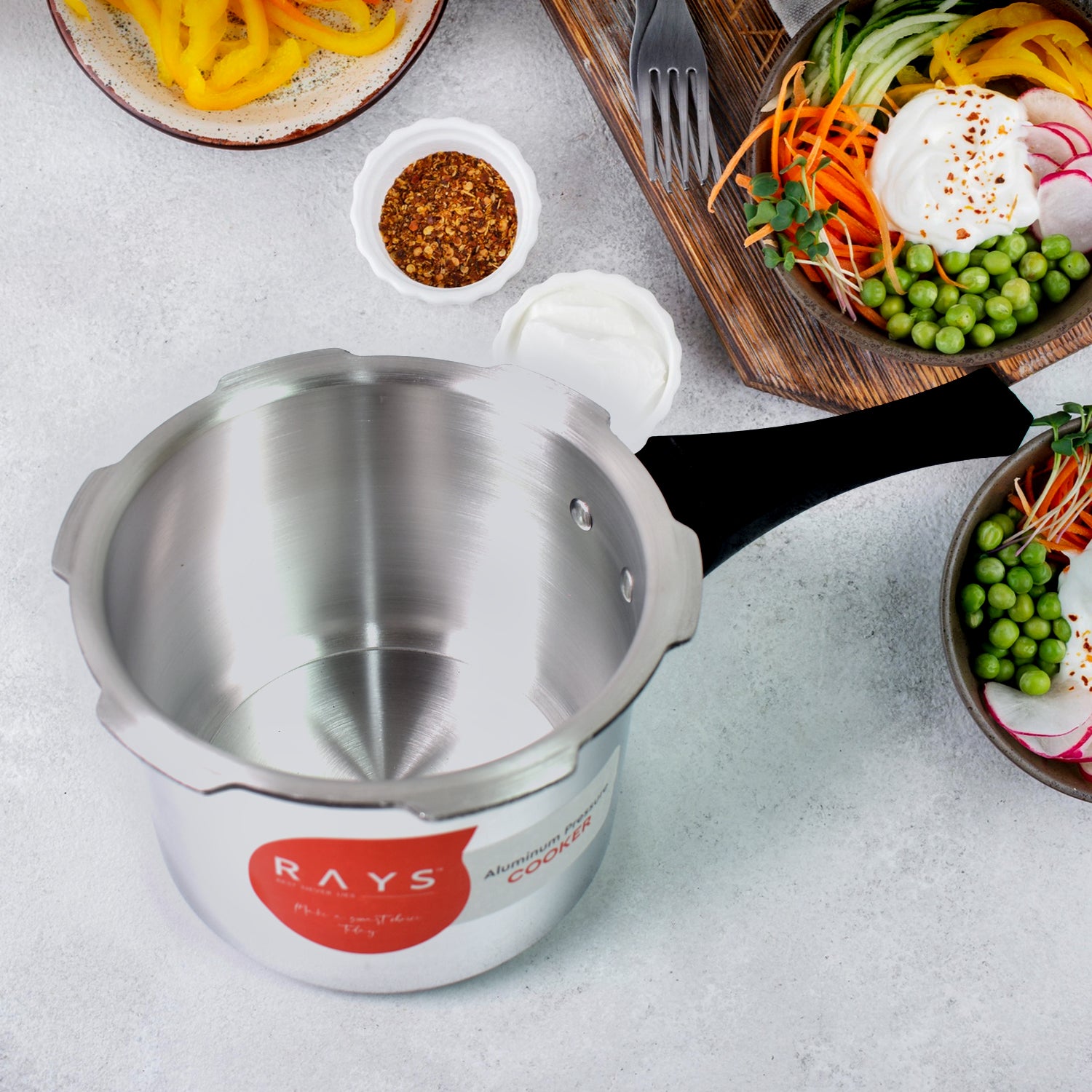 Aluminium Rays Aura Pressure Cookers With Outer Lid (3.5 Litres) - Merchanse