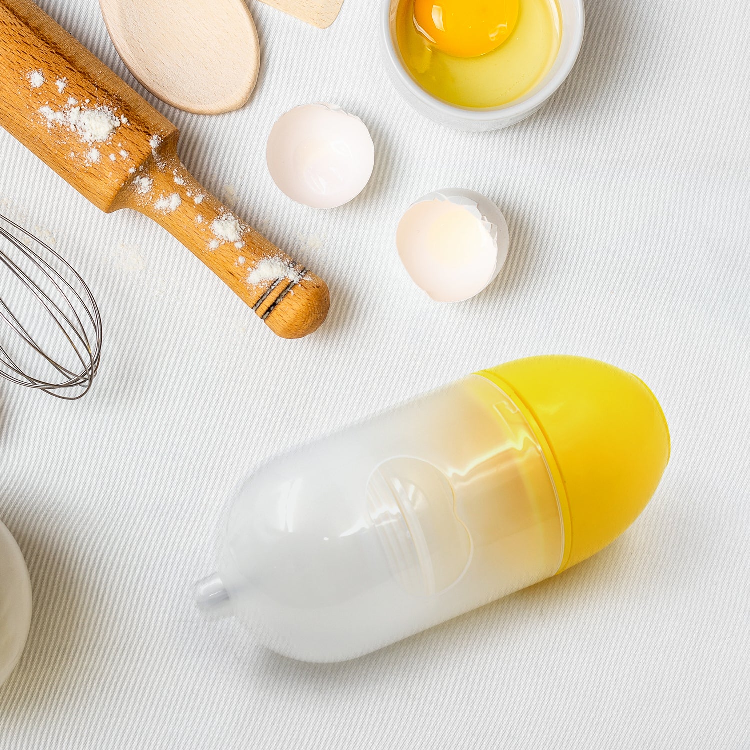 7156a Manual Egg Puller Scrambler Household White Egg Yolk Mixer Kitchen Tool Mix Manual Scrambler Convenient Without Breaking Eggs. - Merchanse