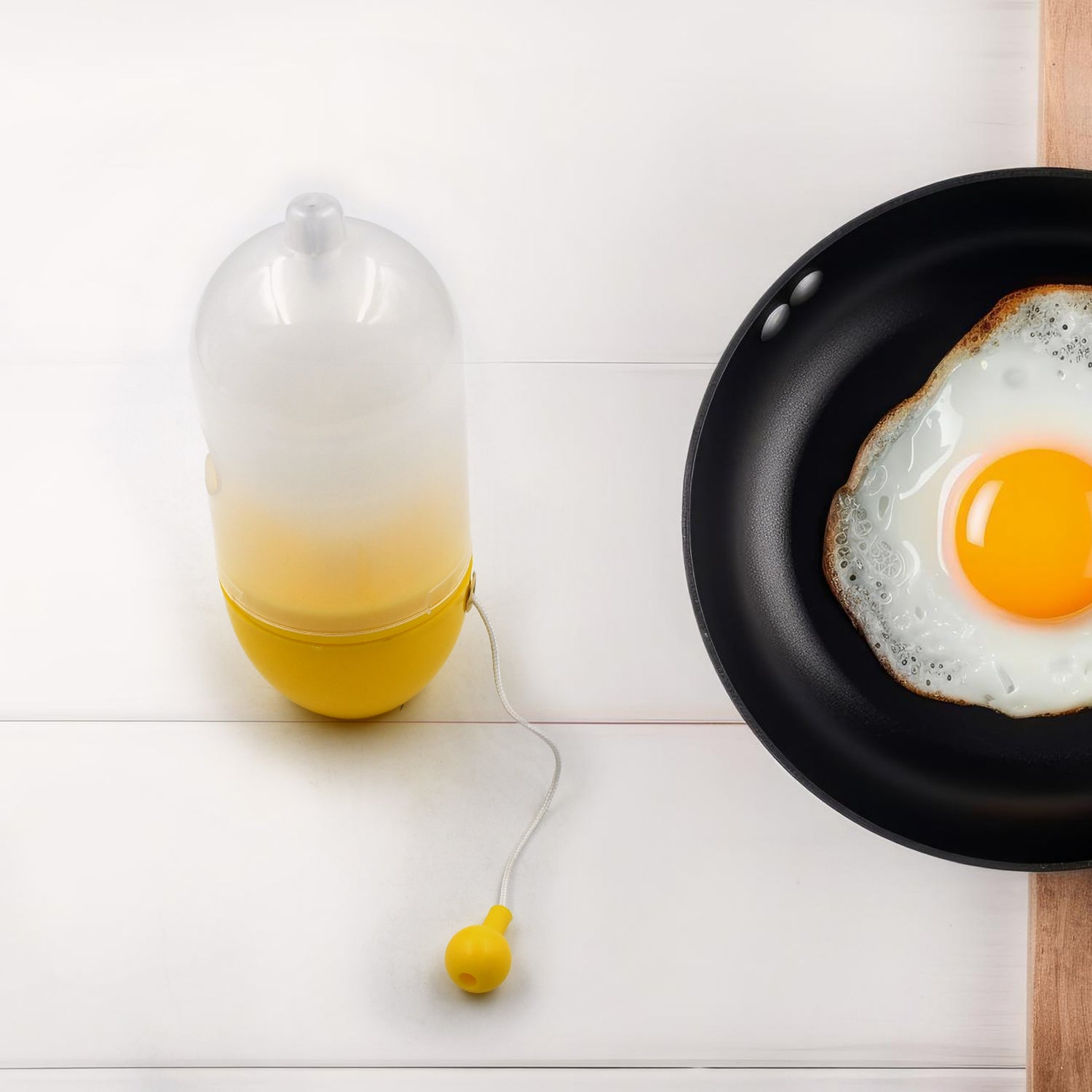 7156a Manual Egg Puller Scrambler Household White Egg Yolk Mixer Kitchen Tool Mix Manual Scrambler Convenient Without Breaking Eggs. - Merchanse