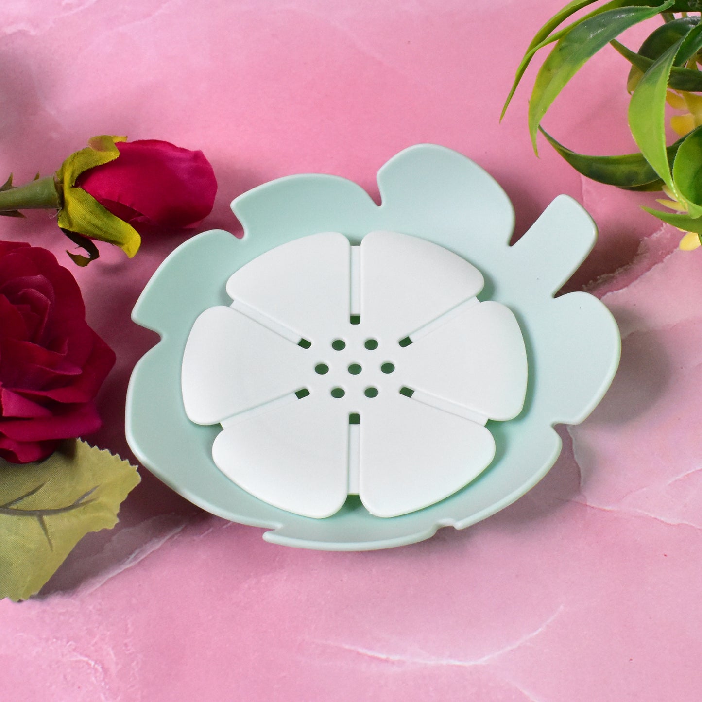 Plastic Flowers Soap Dish Bathroom Accessories Set Shower Gift (1 Pc) - Merchanse